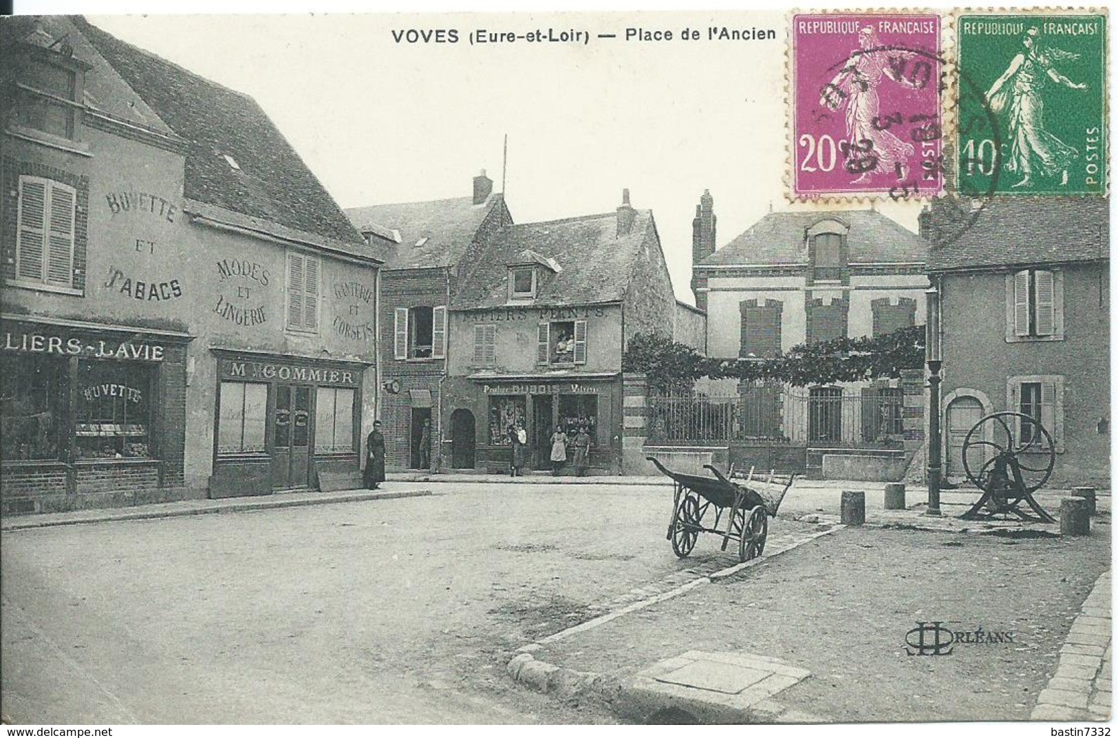 Voves,Place De L'Ancien 1928 - Autres & Non Classés