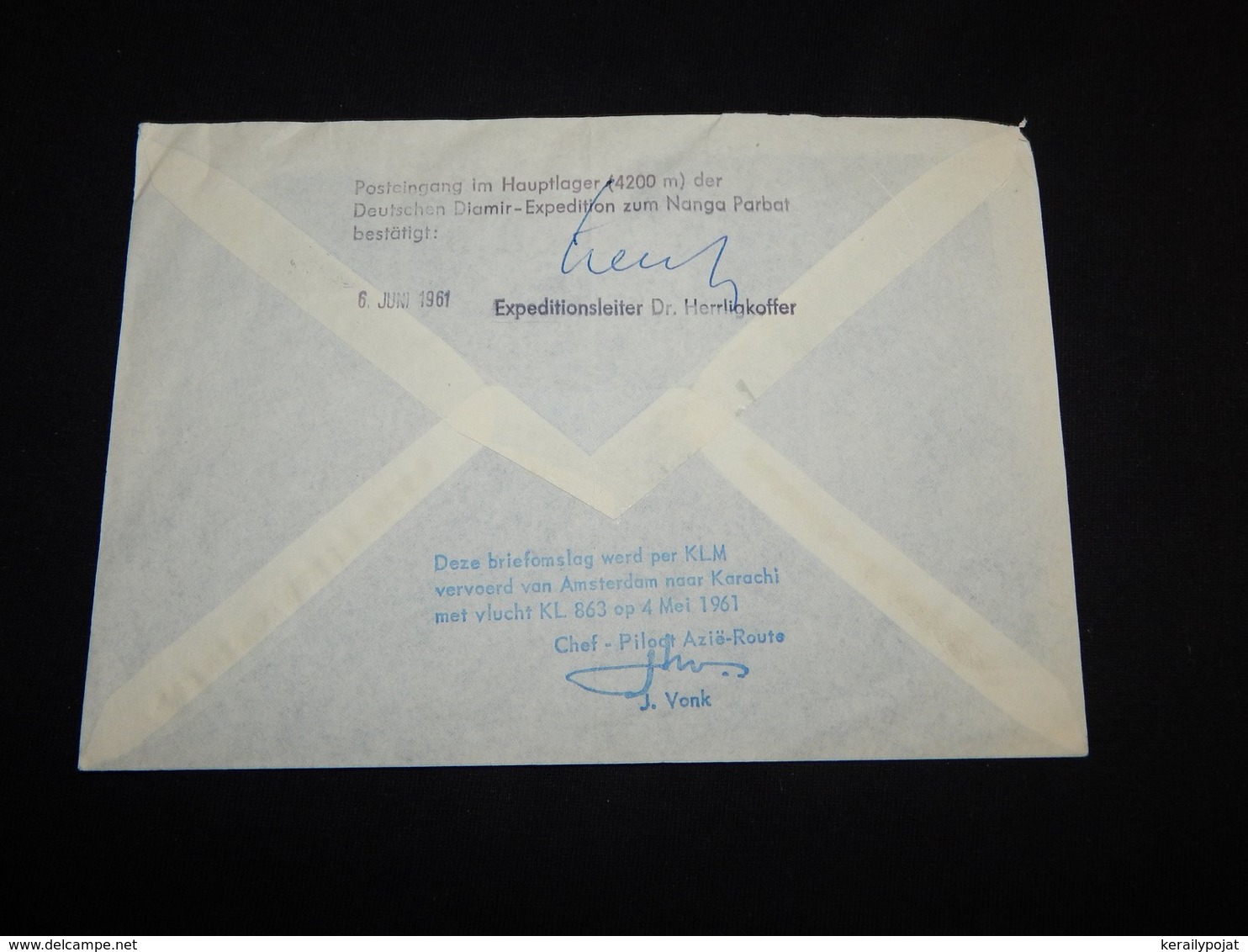 Netherlands 1961 Air Mail Cover To Pakistan__(L-31492) - Brieven En Documenten