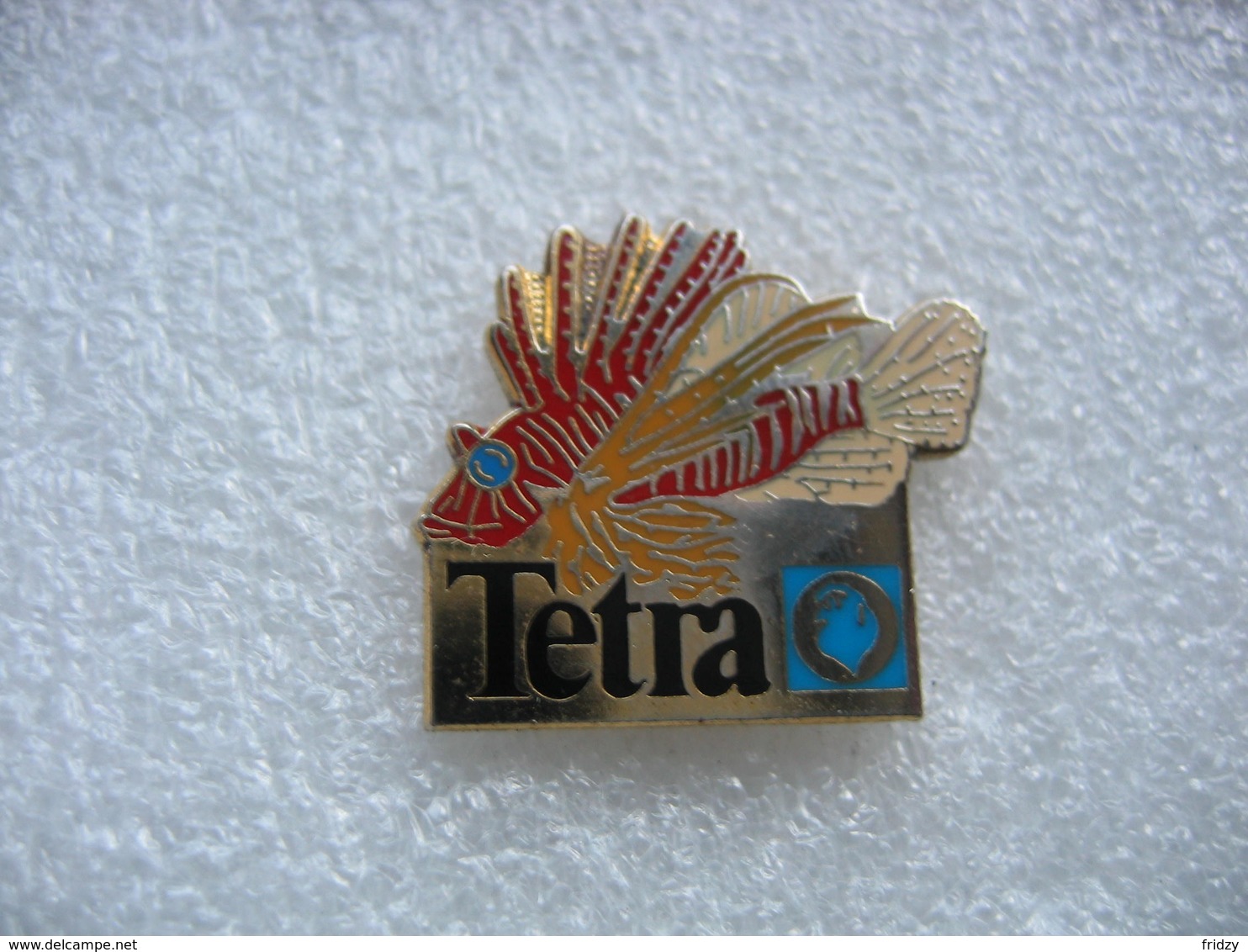 Pin's TETRA - Animaux