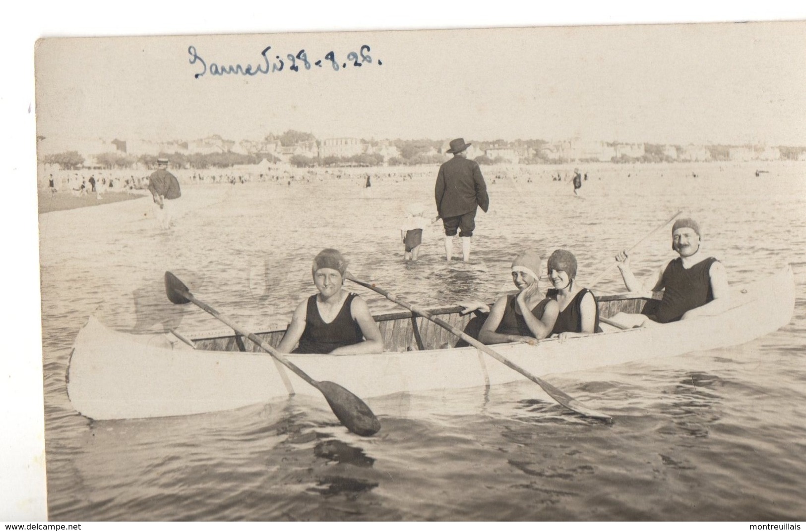 CPA, Carte Photo, 4 Personnes Dans Un Canoe En Bord De Mer, De 1926, écrite, - Personnes Anonymes