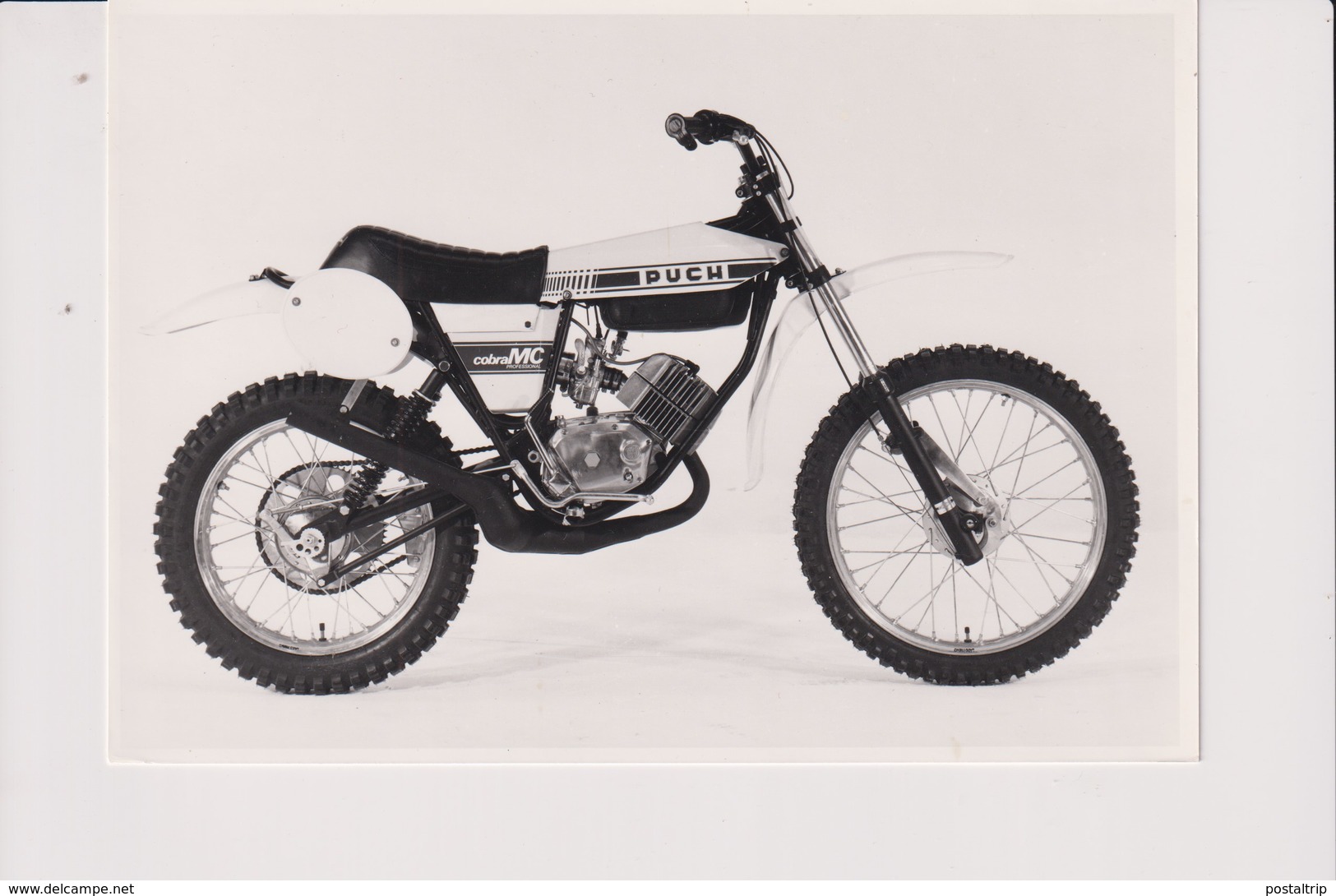 Puch Cobra MC  +-17cm X 12cm  Moto MOTOCROSS MOTORCYCLE Douglas J Jackson Archive Of Motorcycles - Andere & Zonder Classificatie