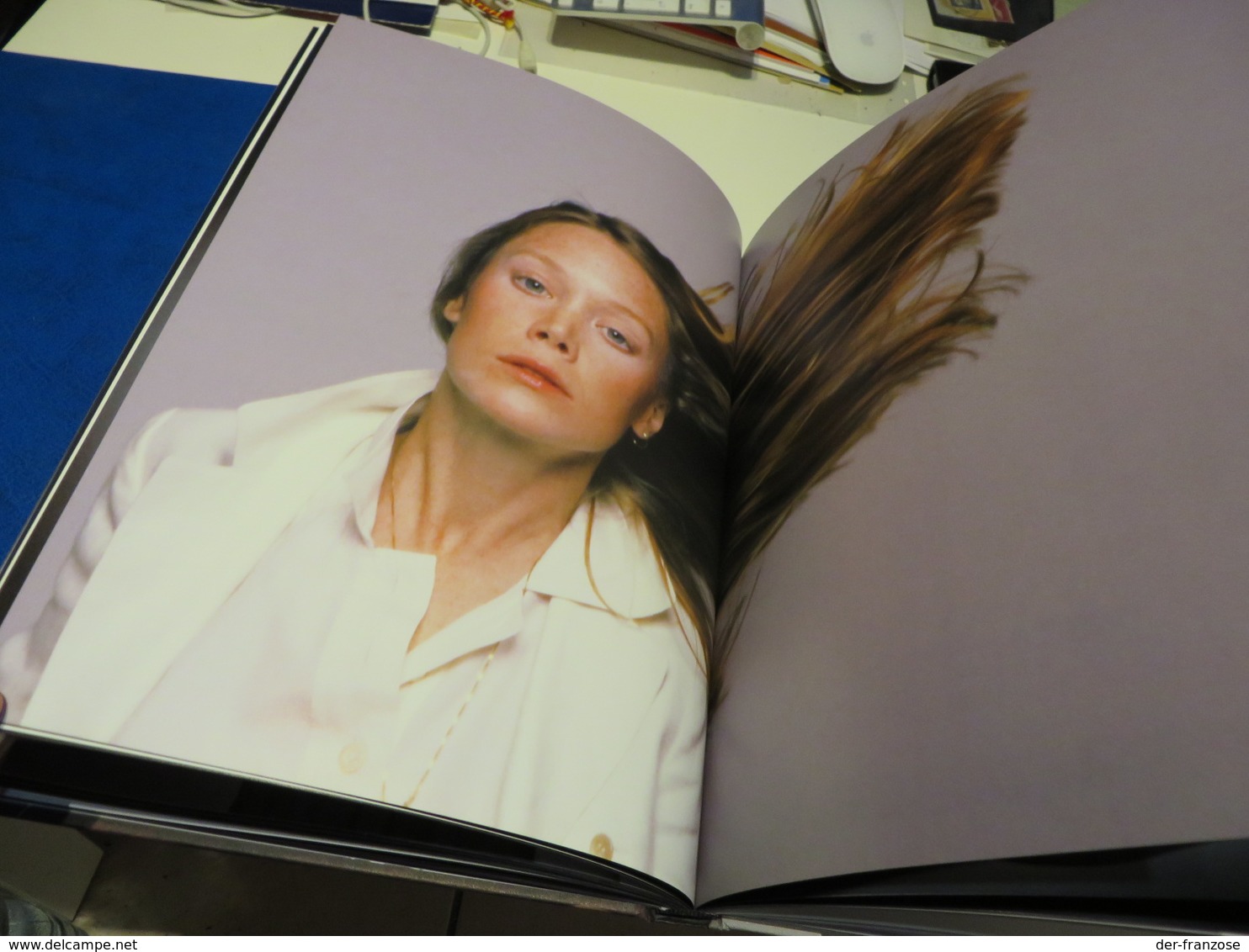 A R A  G A L L A N T  DAVID WILLS  INTRODUCTION BY ANJELICA HUSTON  FOTOBUCH