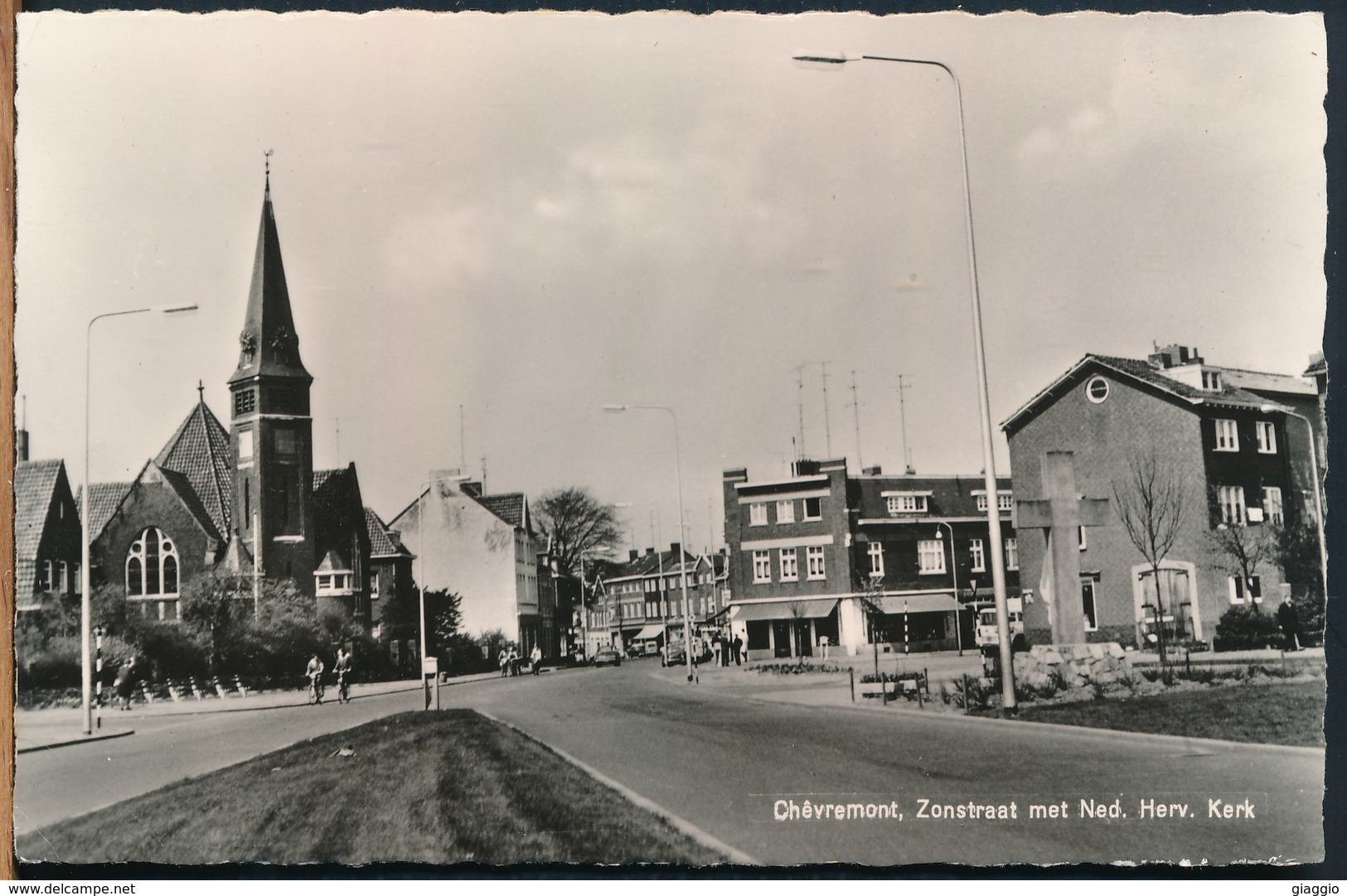 °°° 15276 - NETHERLANDS - CHEVREMONT - ZONSTRAAT MET NED. HERV. KERK °°° - Kerkrade