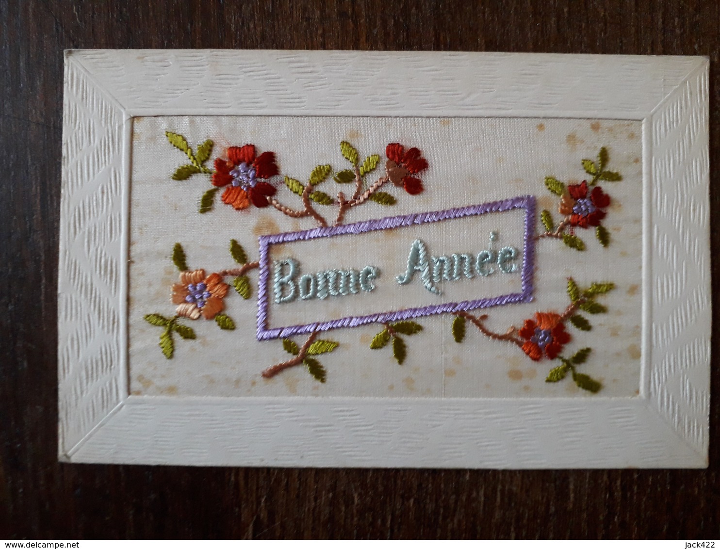 L26/167 BONNE ANNEE . Carte Brodée - Año Nuevo