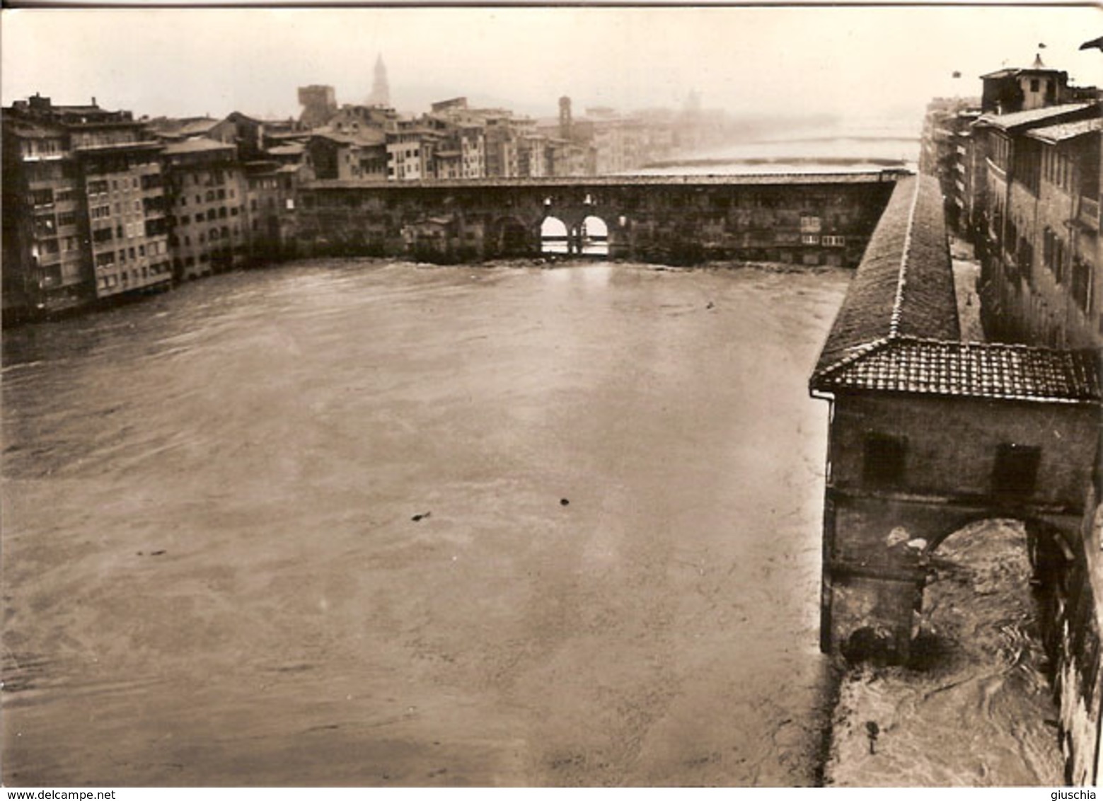 (C).Firenze.Alluvione Del 4 Novembre 1966.Ponte Vecchio.Nuova (c18) - Firenze