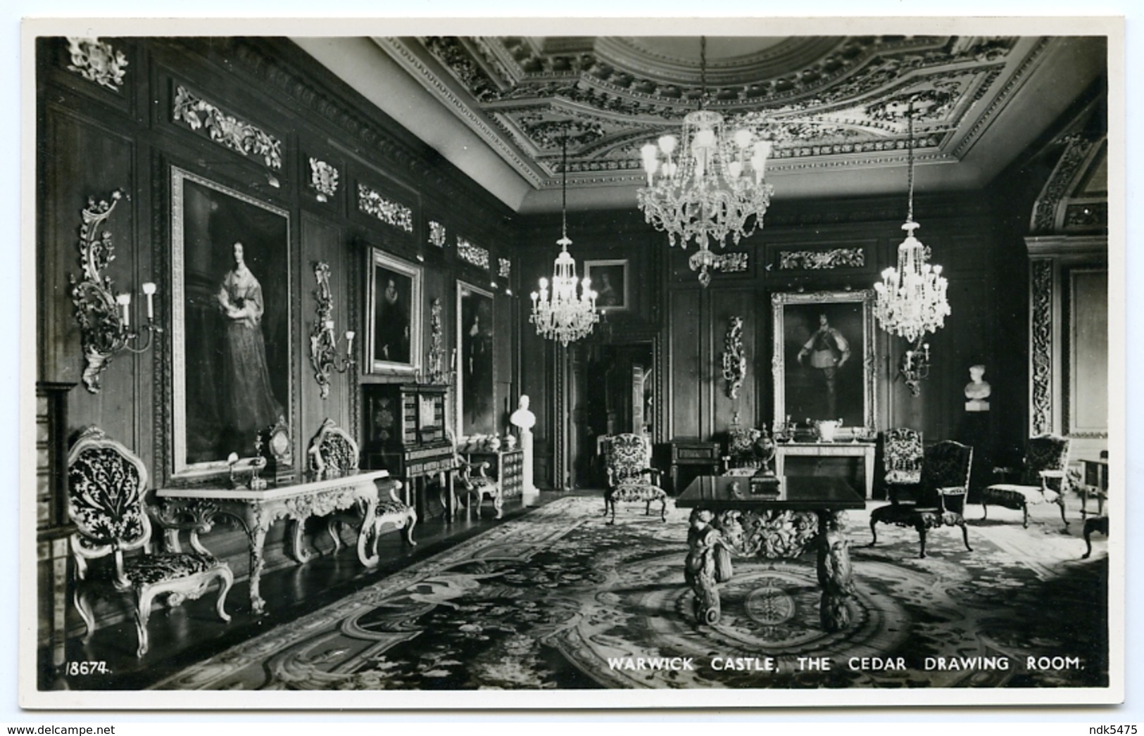 WARWICK CASTLE : THE CEDAR DRAWING ROOM - Warwick