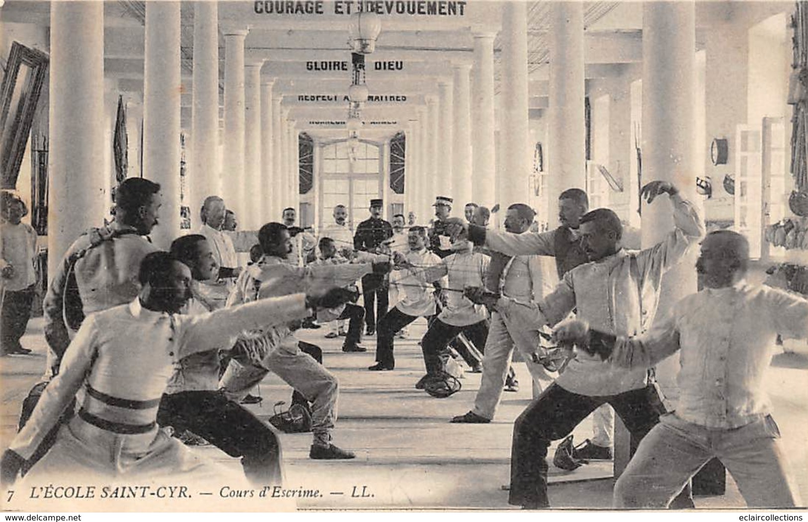 Thème   Escrime.      St Cyr Ecole   78     Cours D'escrime       (voir Scan) - Fencing