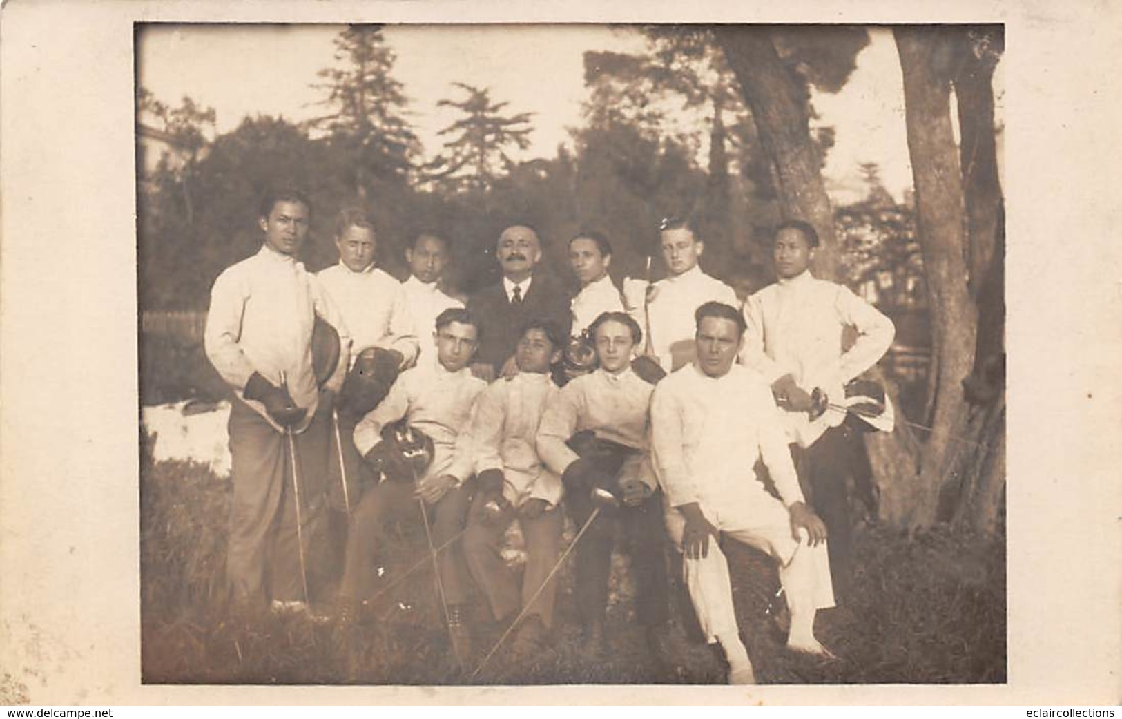 Thème   Escrime.    Carte Photo Non Localisée. Groupe D'escrimeurs      (voir Scan) - Fencing