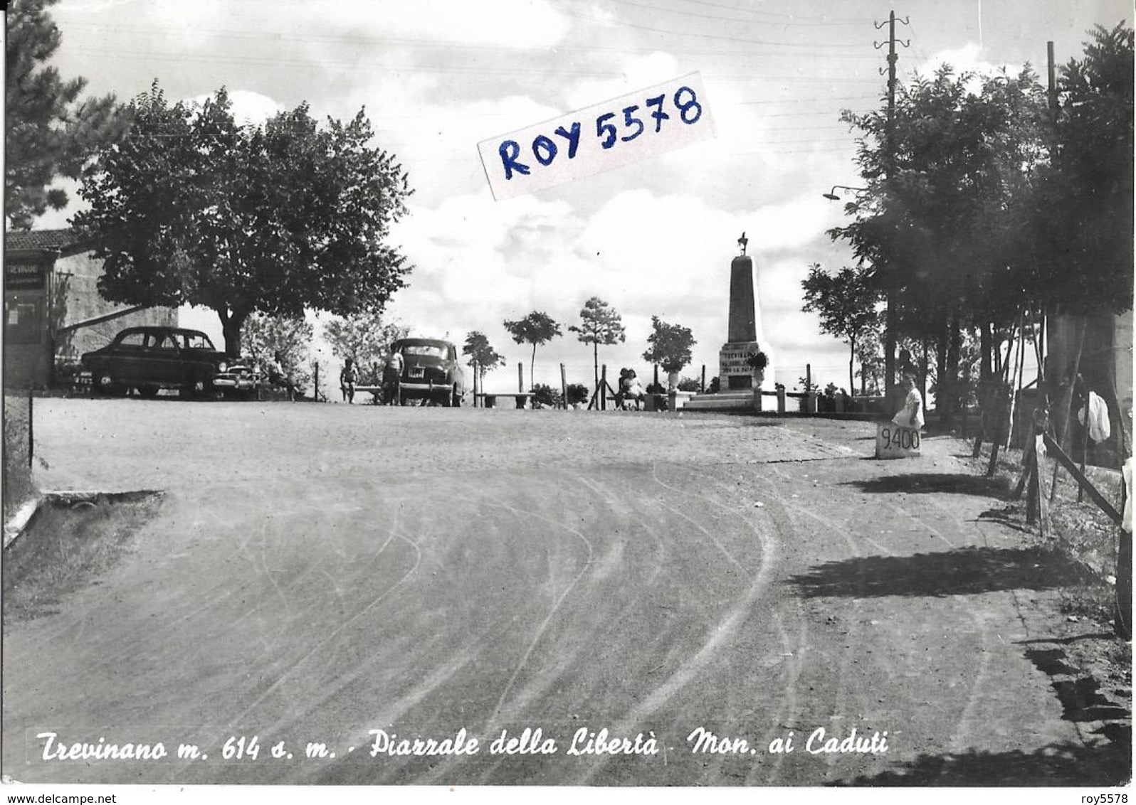 Lazio-viterbo-trevinano Frazione Di Acquapendente Veduta Piazzale Della Liberta' Monumento Ai Caduti Auto Epoca - Autres & Non Classés