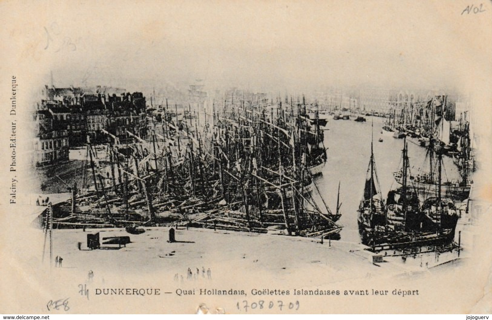 Dunkerque Quai Hollandais , Goélette Islandaise Avant Leur Départ ( Vue De La Place Du Minck, éditeur Falciny Avant 1902 - Dunkerque