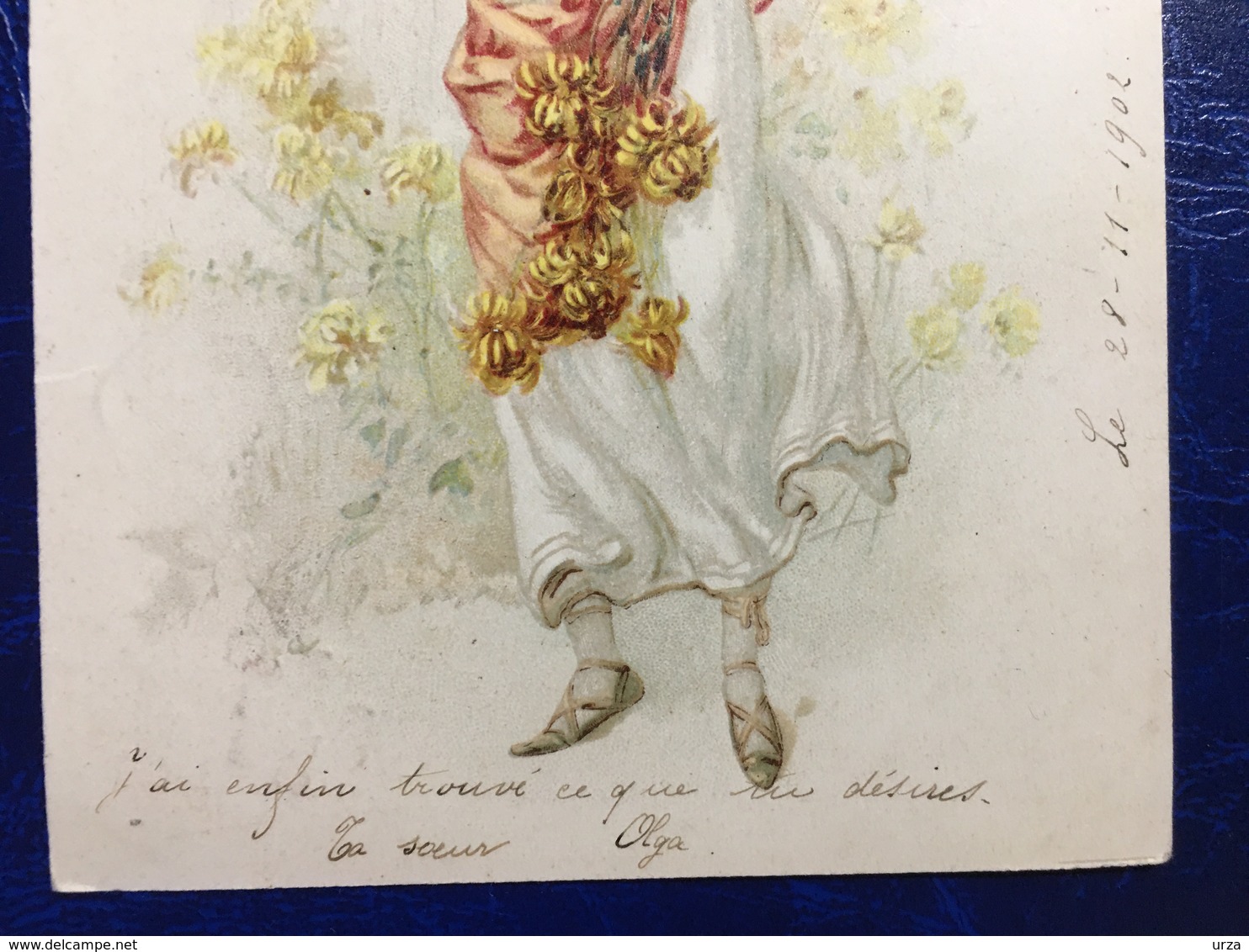 Cpa--"Jolie Femme Cueillant Des Fleurs-papillon"--(my Ref 213)-1902 - 1900-1949