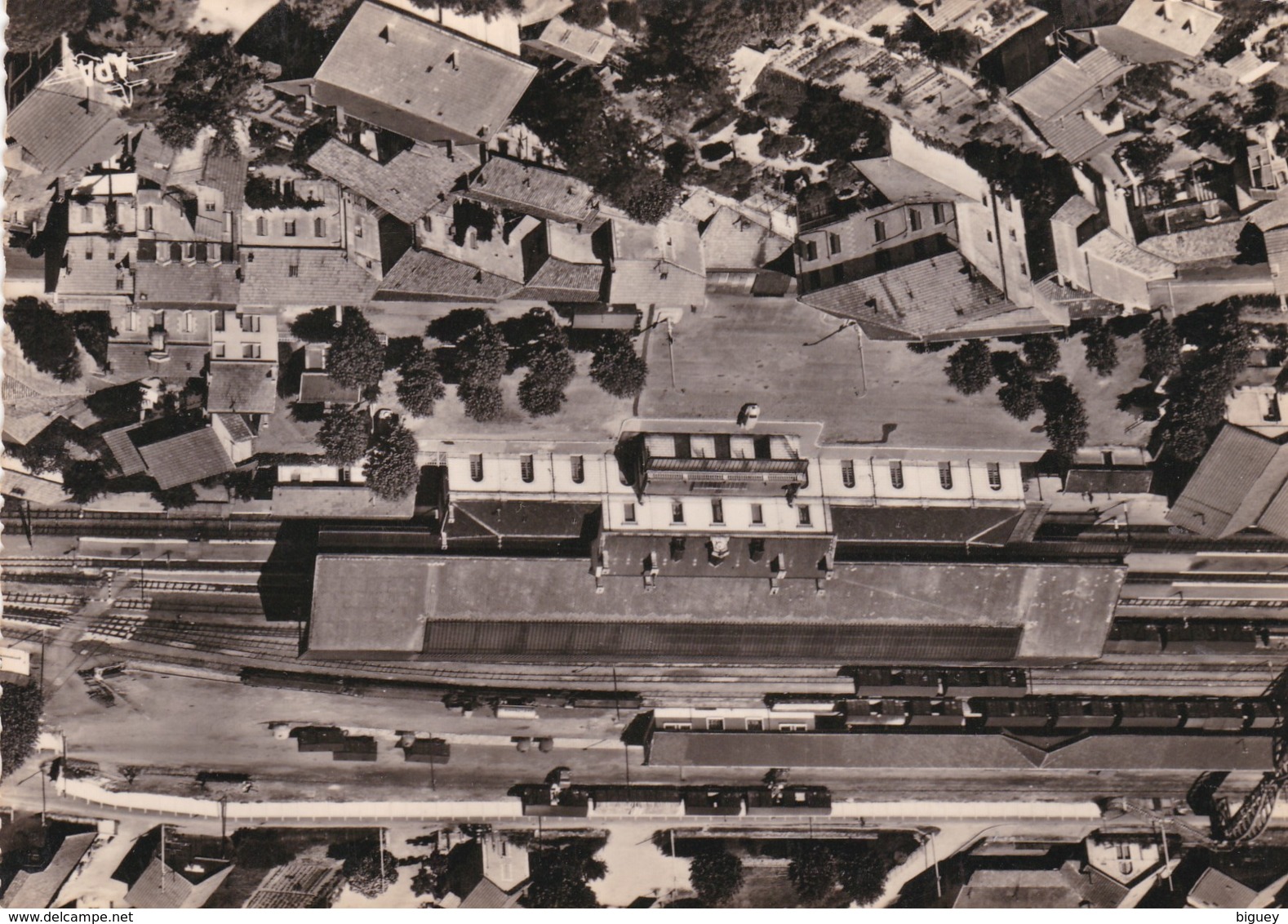 Bergerac - Vue Aérienne De La Gare. - Bergerac