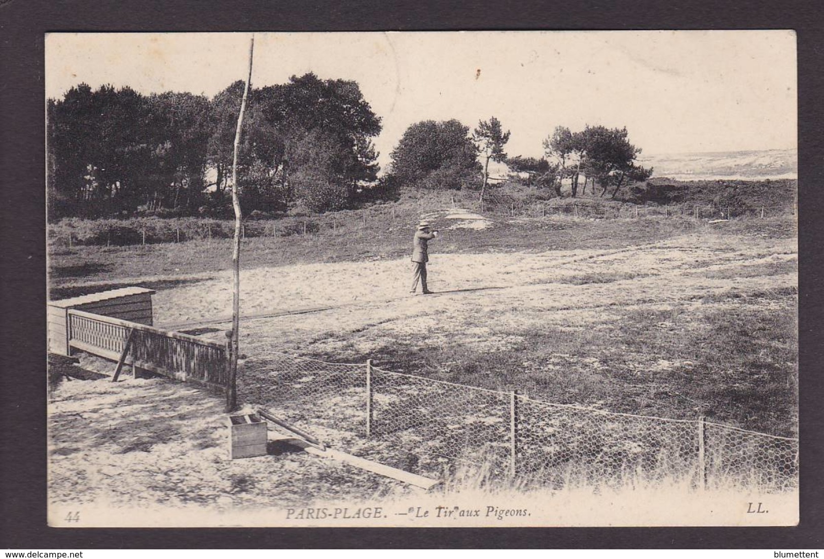 CPA Tir Aux Pigeons Circulé Paris Plage - Tir (Armes)