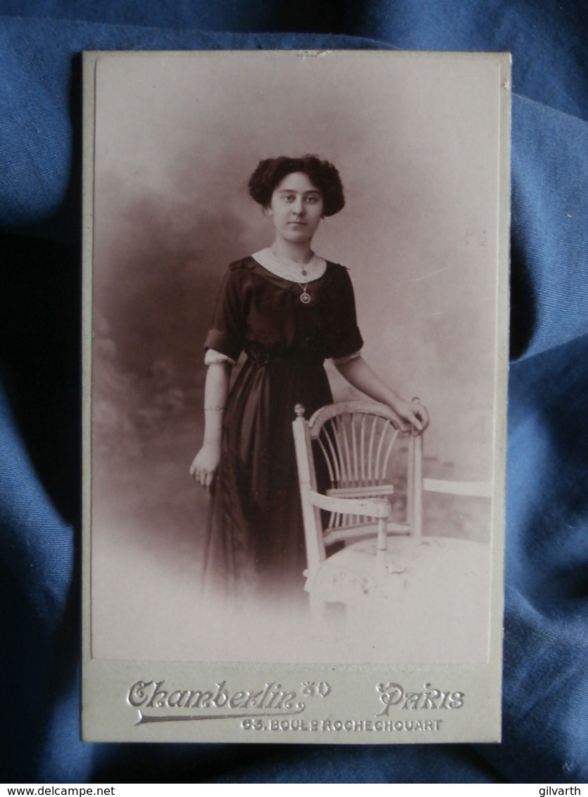 Photo CDV Chamberlin à Paris - Femme, Vers 1900 L477 - Anciennes (Av. 1900)