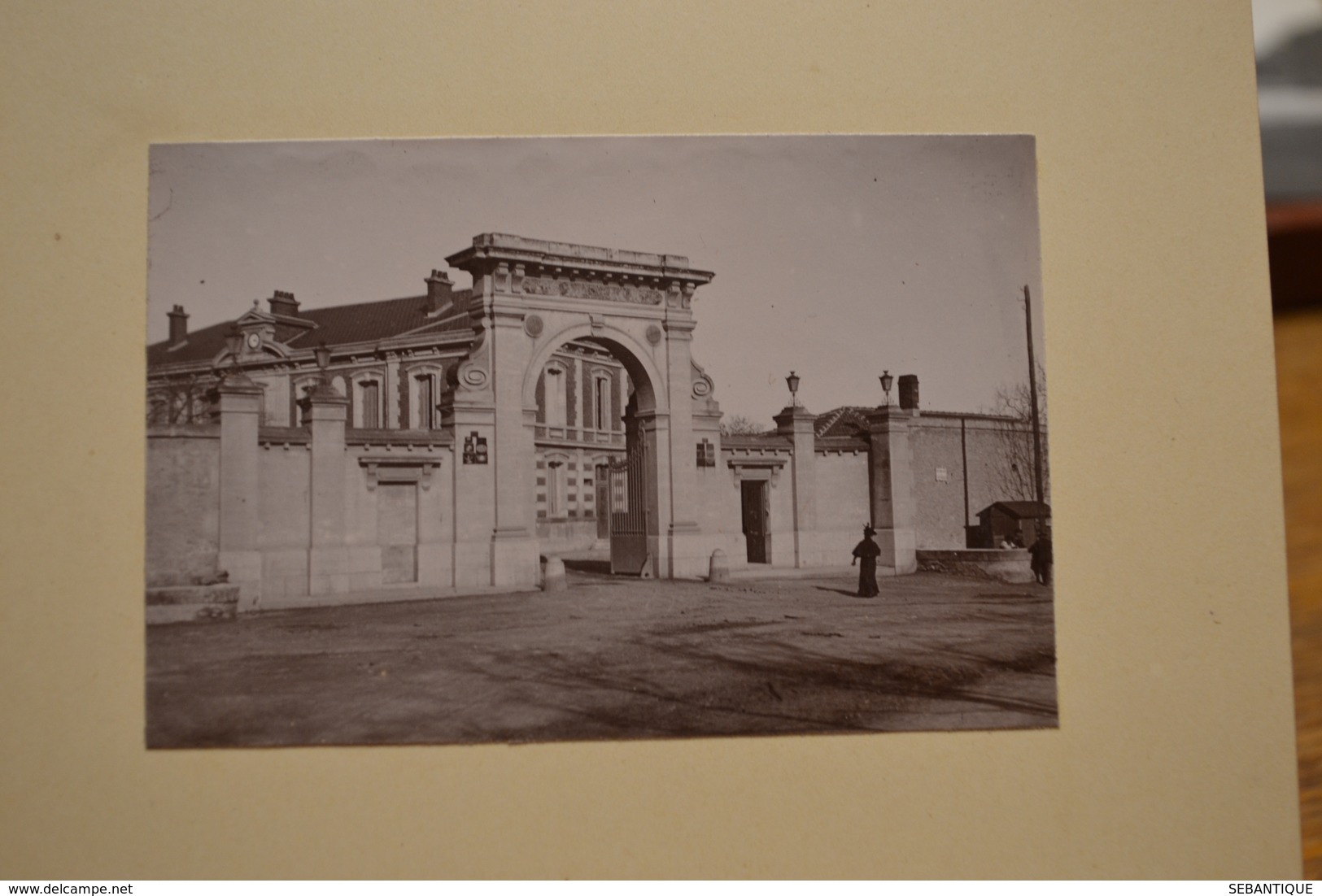 album photos souvenir année 1900 Montpellier Palavas les flots AFN Carnaval Montpellier chars calèche