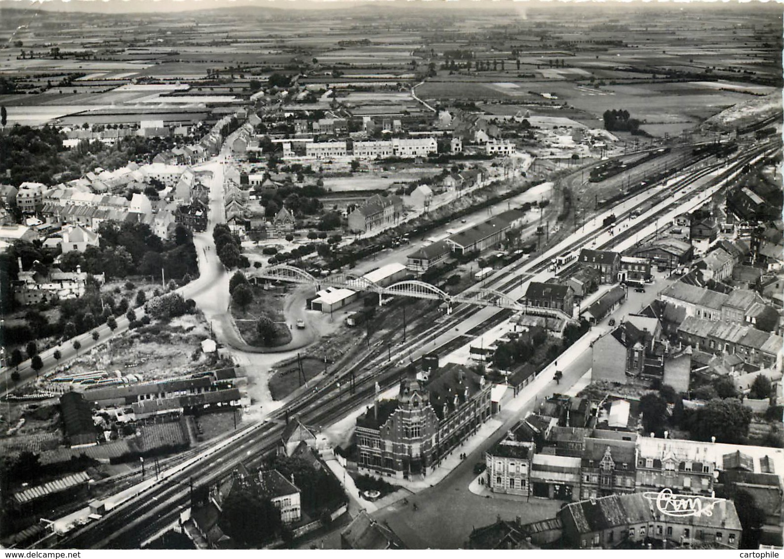 59 - HAZEBROUCK - Vue Aerienne Sur La Poste Et La Gare En 1961 - Hazebrouck