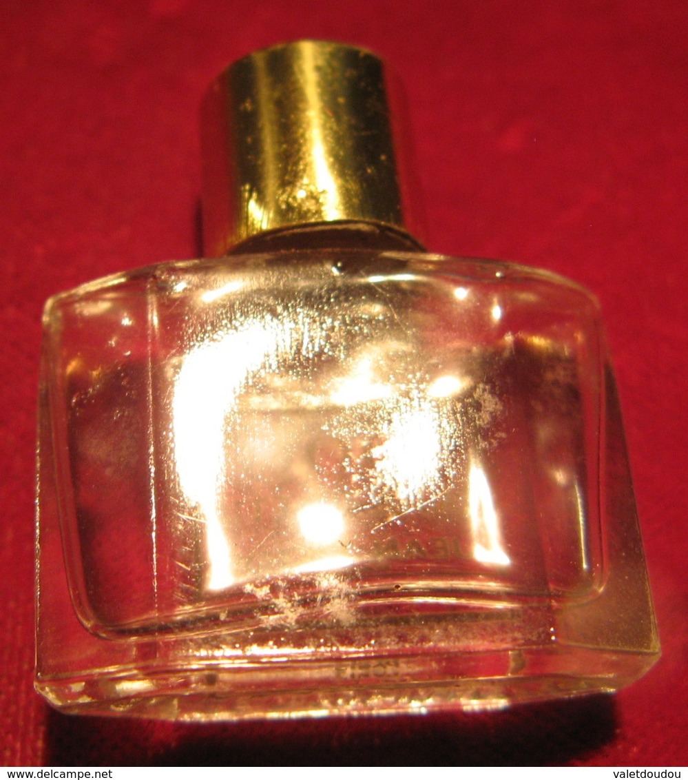 Echantillon De Parfum "1000" Jean Patou Paris - Miniature Bottles (empty)