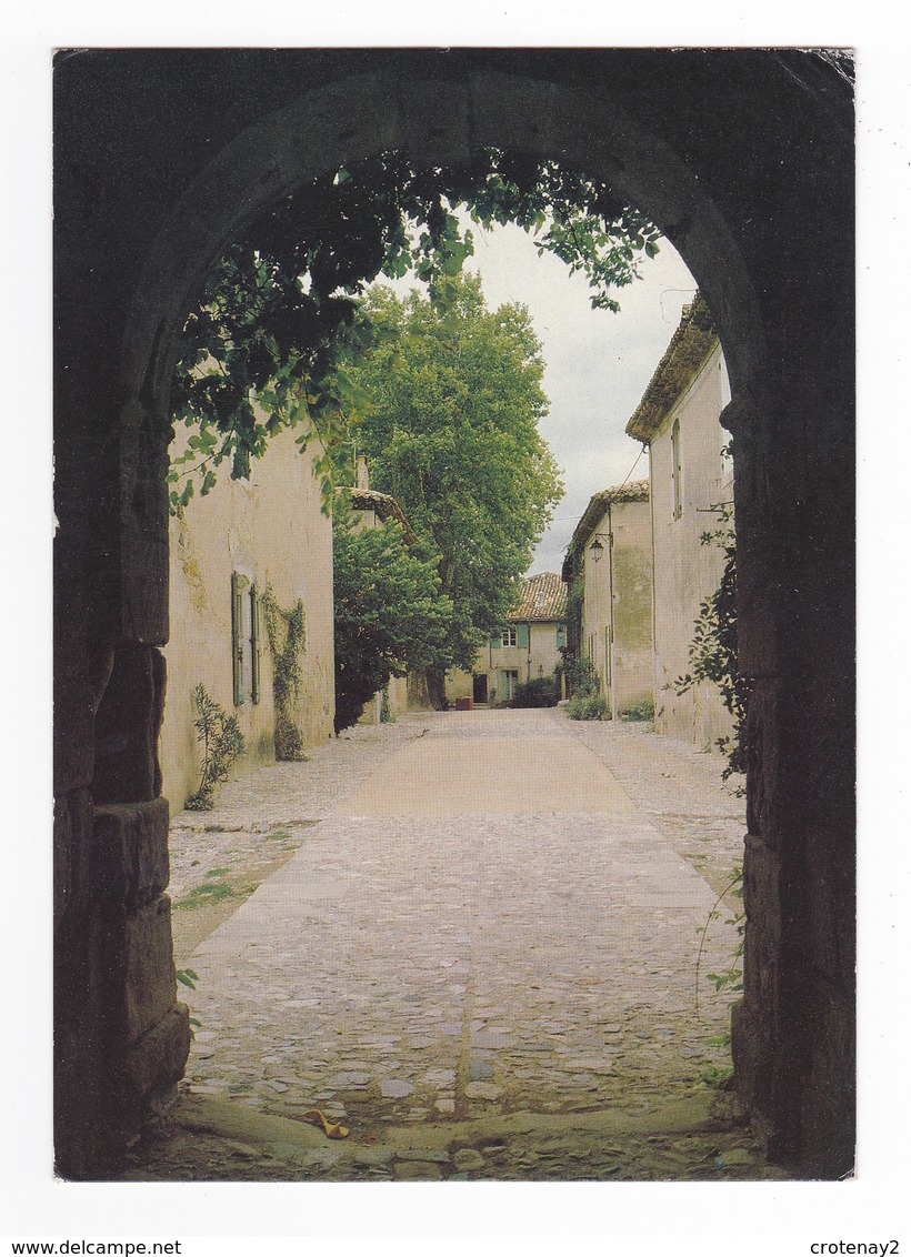 34 Villeneuvette Vers Clermont L'Hérault En 1985 Porche Et Allée En Pierres - Clermont L'Hérault