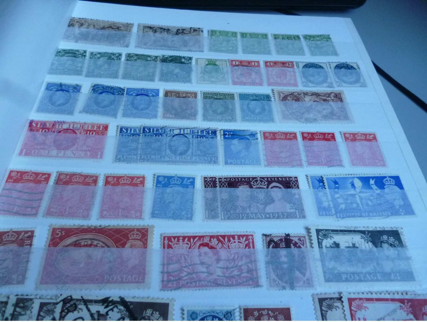 BEAU LOT DE 123  TIMBRES ANGLAIS ANCIENS FORTE COTE DU N° 26 AU 353 COTE YVERT ET TELLIER 2001     1500 EURO - Other & Unclassified