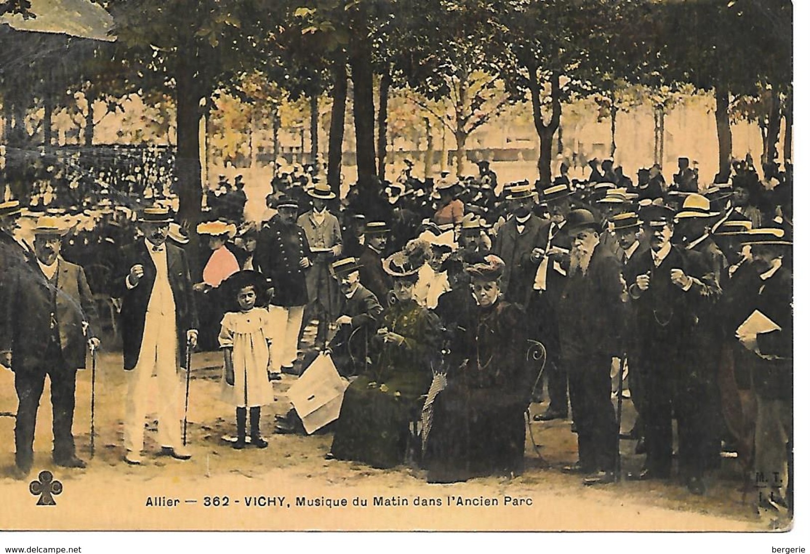 12/18       03   Vichy     Musique Du Matin Dans L'ancien Parc     (animations) - Vichy