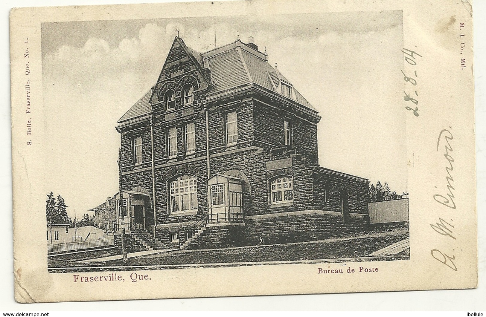 Fraserville : Bureau De Poste - Québec - Château Frontenac