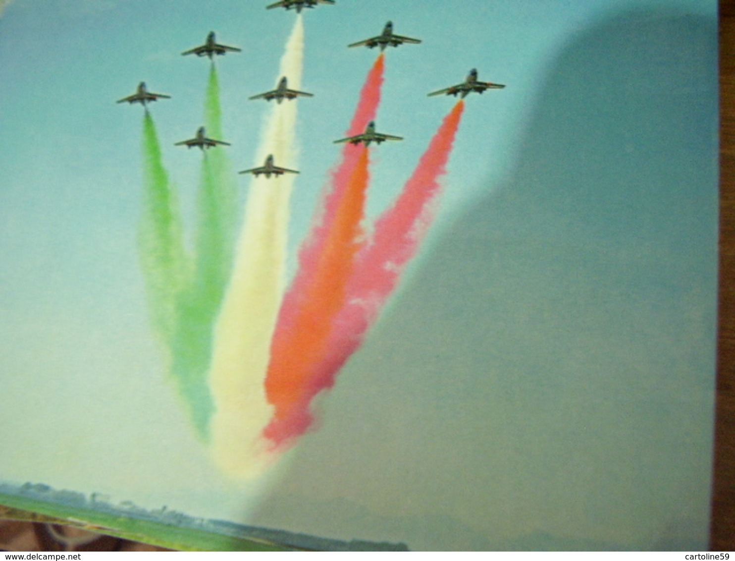 AEREO AVION  FRECCE TRICOLORE ITALIA AEREI IN FORMAZIONE DEL TRICOLORE  N1975 HI2854 - Manovre