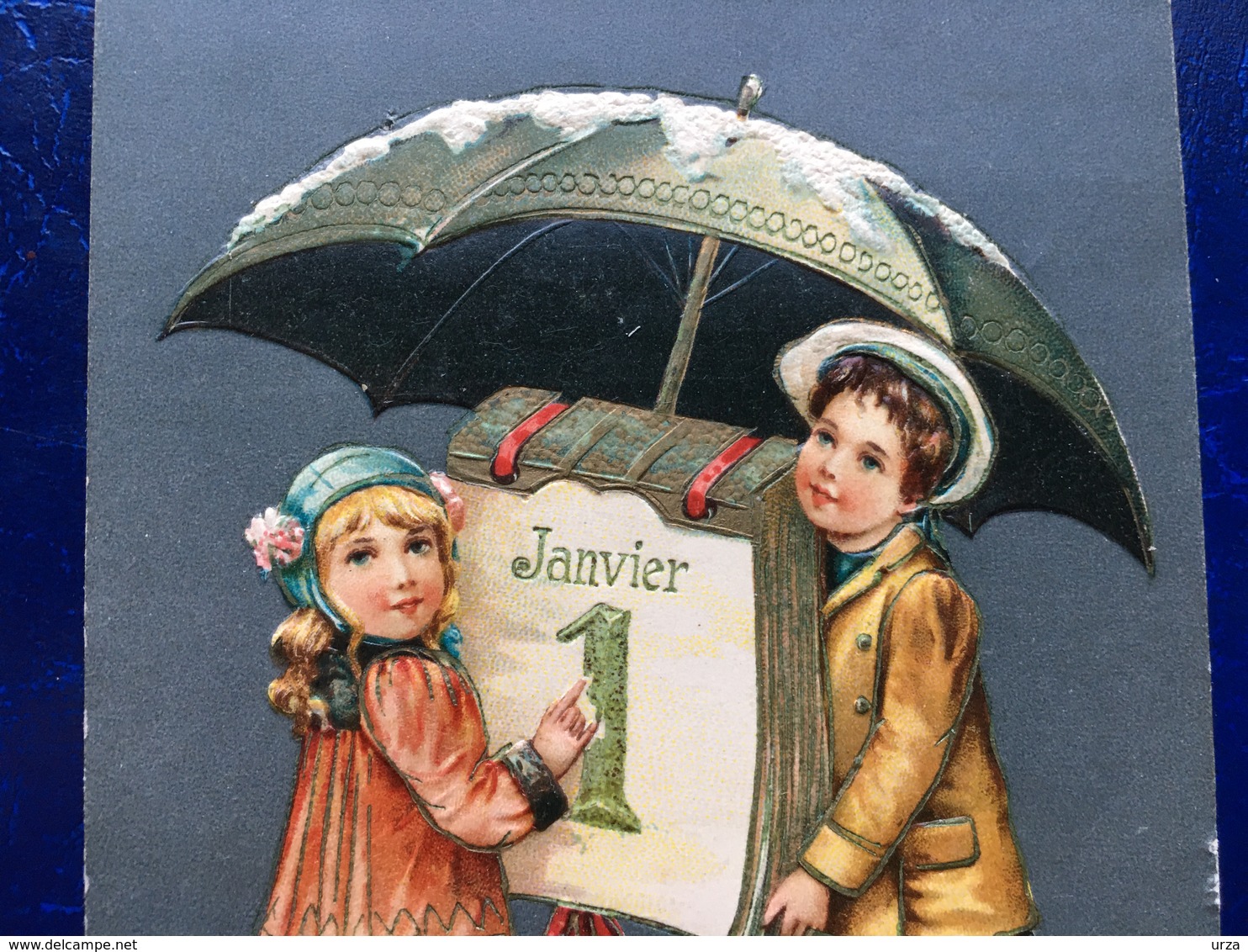 Cpa--gaufrée-"Calendrier Du 1 Er Janvier Sous Le Parapluie"--(my Ref 271) - New Year