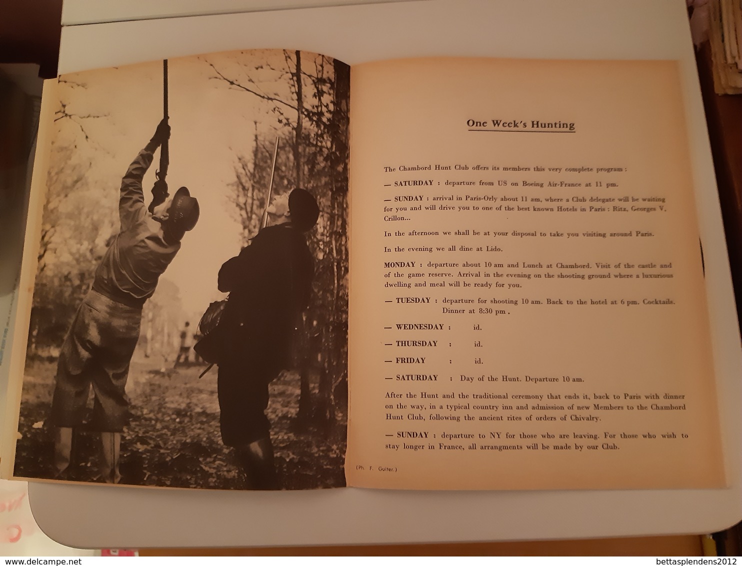 CHASSE - CHAMBORD HUNT CLUB - HUNTING IN FRANCE - COMPLET 12 PAGES ET DISQUE MOU "Fanfare De Chasse" - Autres & Non Classés