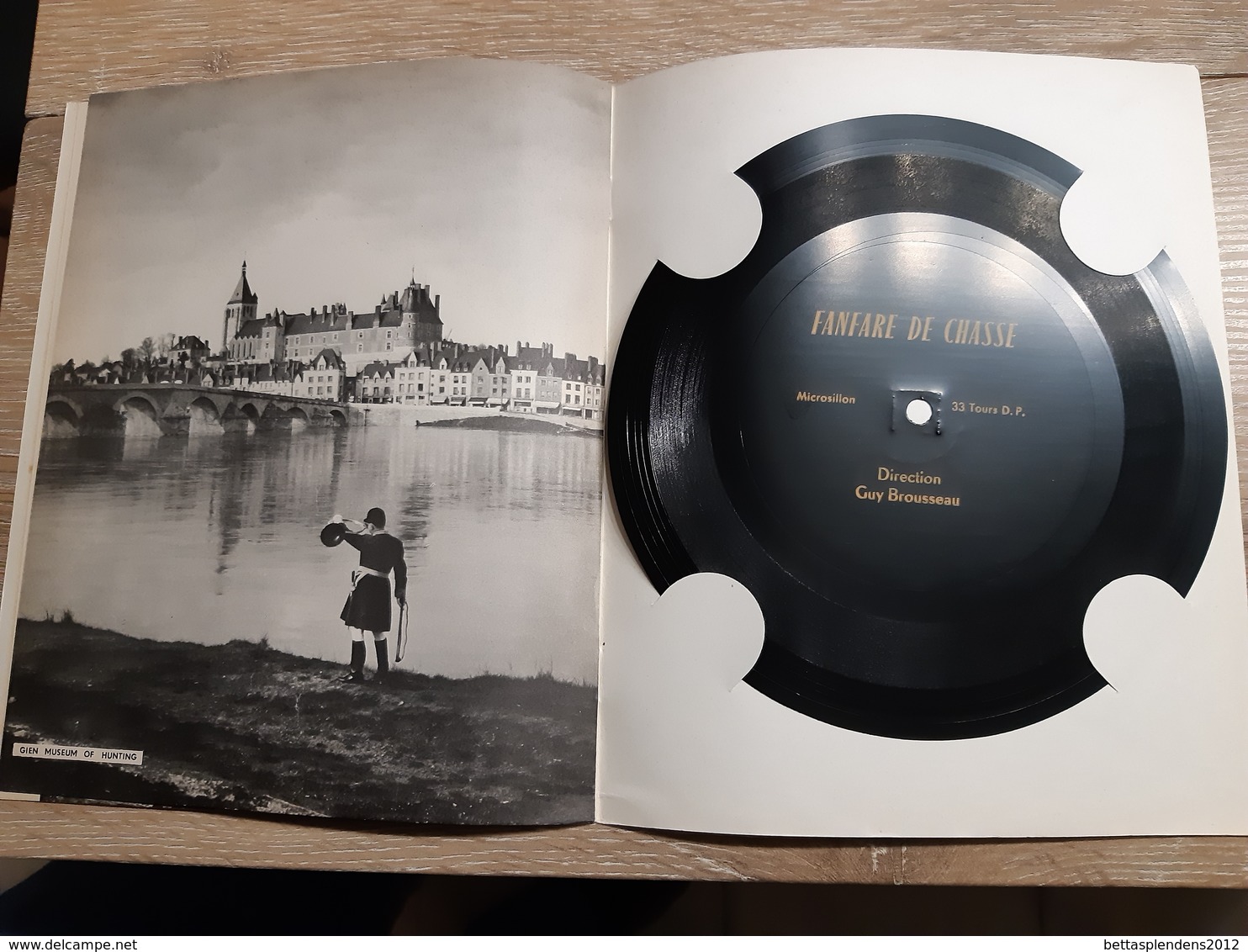 CHASSE - CHAMBORD HUNT CLUB - HUNTING IN FRANCE - COMPLET 12 PAGES ET DISQUE MOU "Fanfare De Chasse" - Other & Unclassified