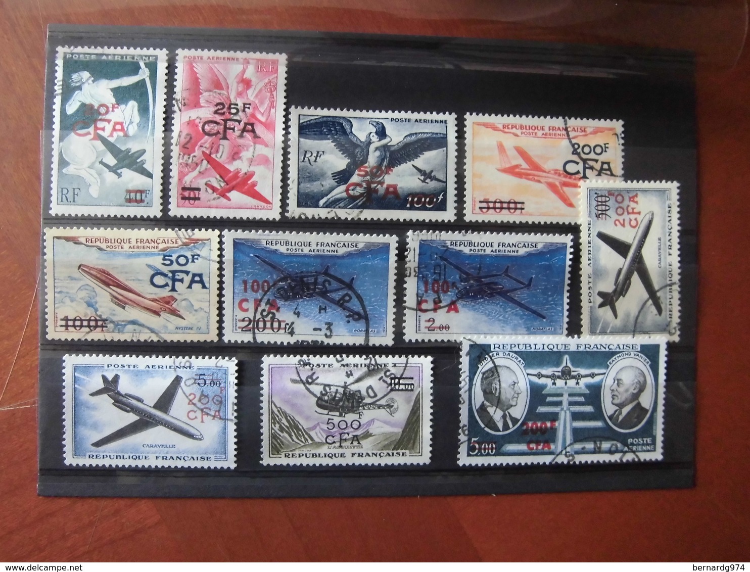 Réunion CFA : collection quasi complète oblitérée. 199 timbres différents. Côte Y et T 2004 : 475 euros.