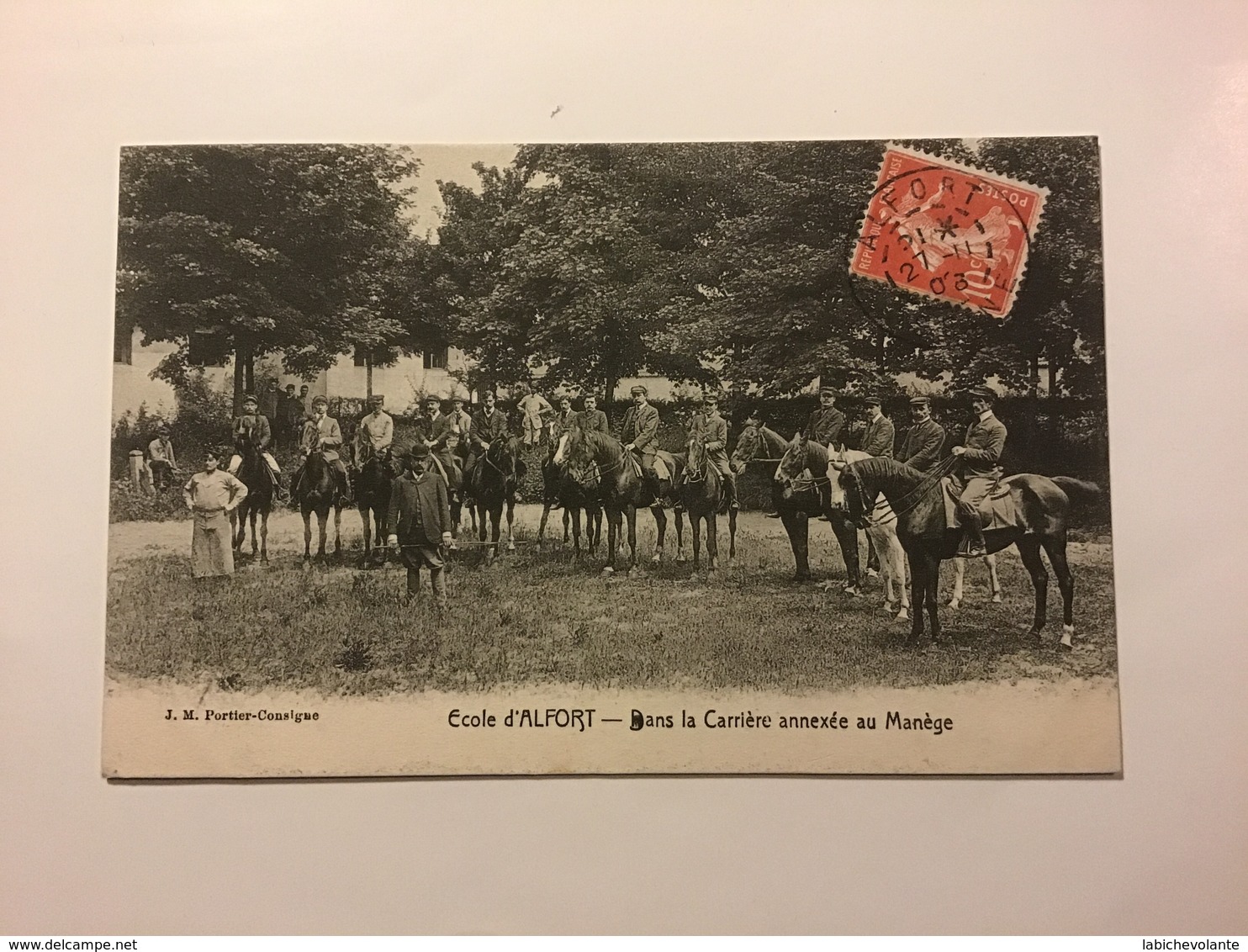 Ecole D’ ALFORT - Dans La Carrière Annexée Au Manège - Alfortville