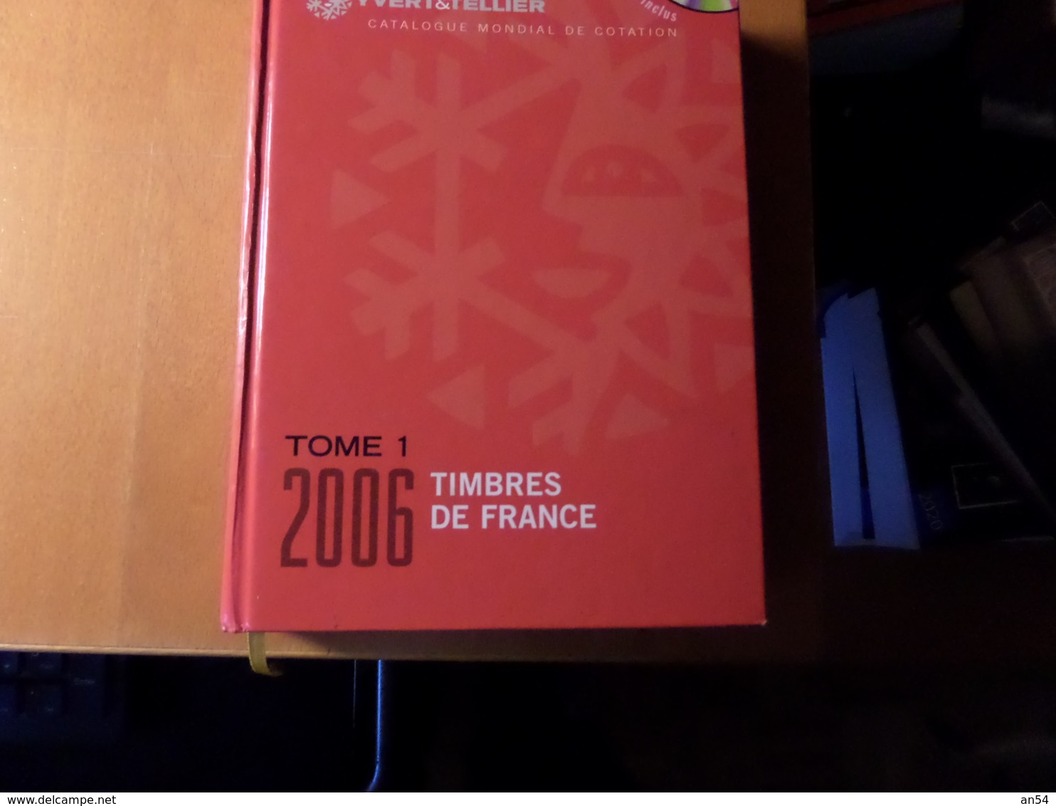 CATALOGUE  YVERT&TELLIER  FRANCE  TOME 1 2006   EN PARFAIT ETAT - France