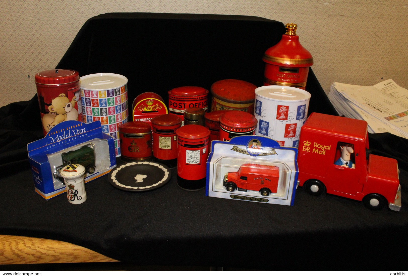 Post Office Pillar Money Boxes Etc. 20th Century With Earlies Vintage Examples, Trench Art Type, China Crested, 1937 Cor - Autres & Non Classés