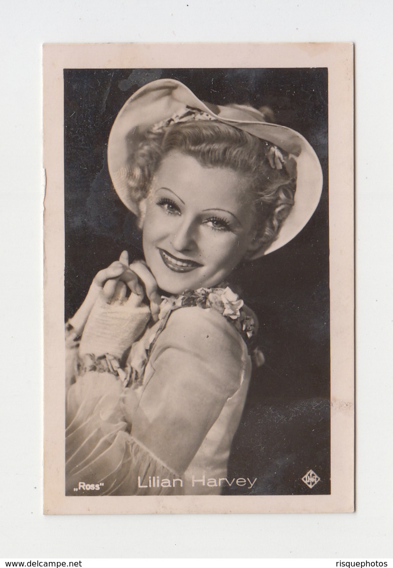 #8913 Nice 1930s Vintage "ROSS" Mini Card Actress LILIAN HARVEY - Acteurs