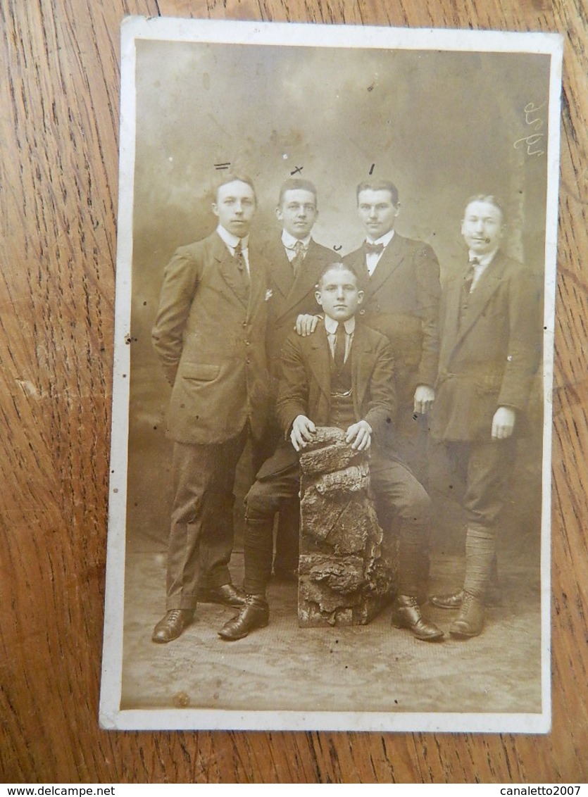 ST MARC NAMUR +MILITARIA :PHOTO CARTE D'HOMMES  EN 1917 ENVOYE A MUNSTER WESTPHALIE POUR UN PRISONNIER AVEC CACHET - Namur