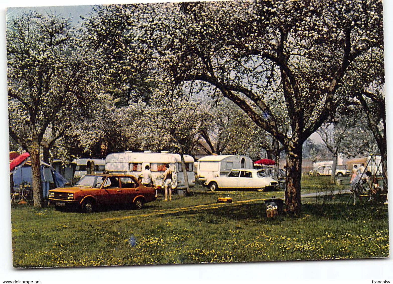 Bertangles -  Camping Du Château Edit Cim  Automobile Citroen DS Caravanes - Sonstige & Ohne Zuordnung