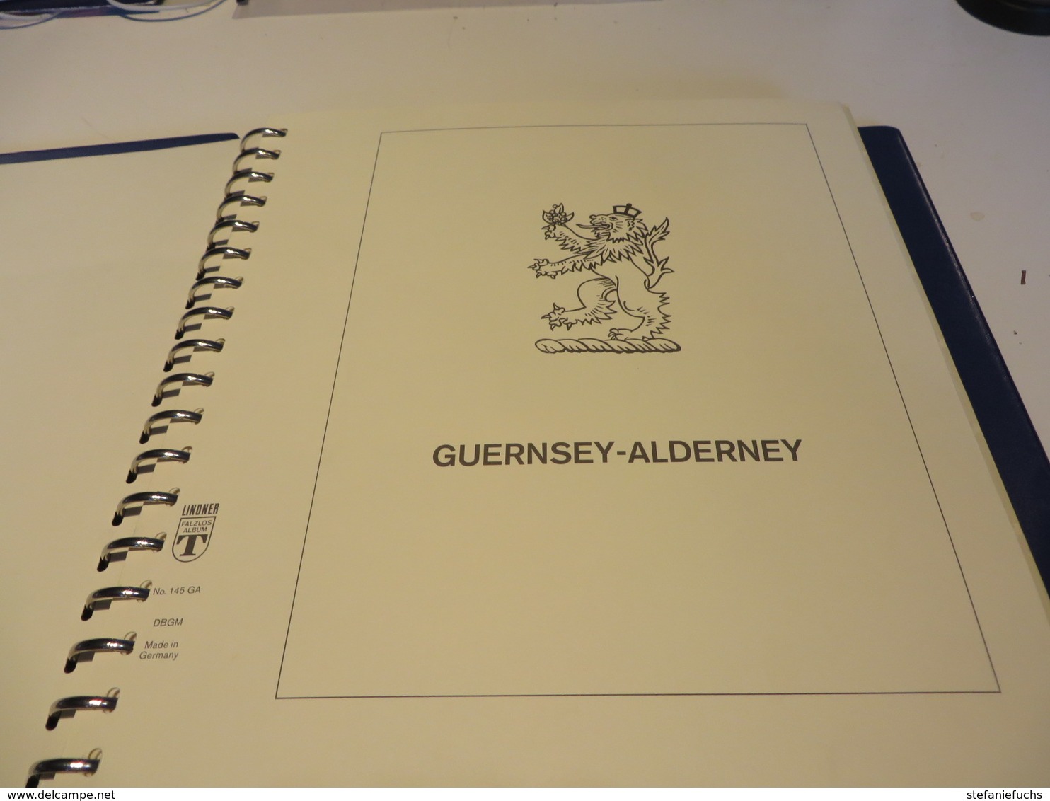 GUERNSEY - ALDERNEY 1983 Bis 2002  Posten  Mit  O /  ** /  Auf  2 X LINDNER -T -VORDRUCKTEXT   Im  BINDER Mit SCHUBER - Colecciones (en álbumes)