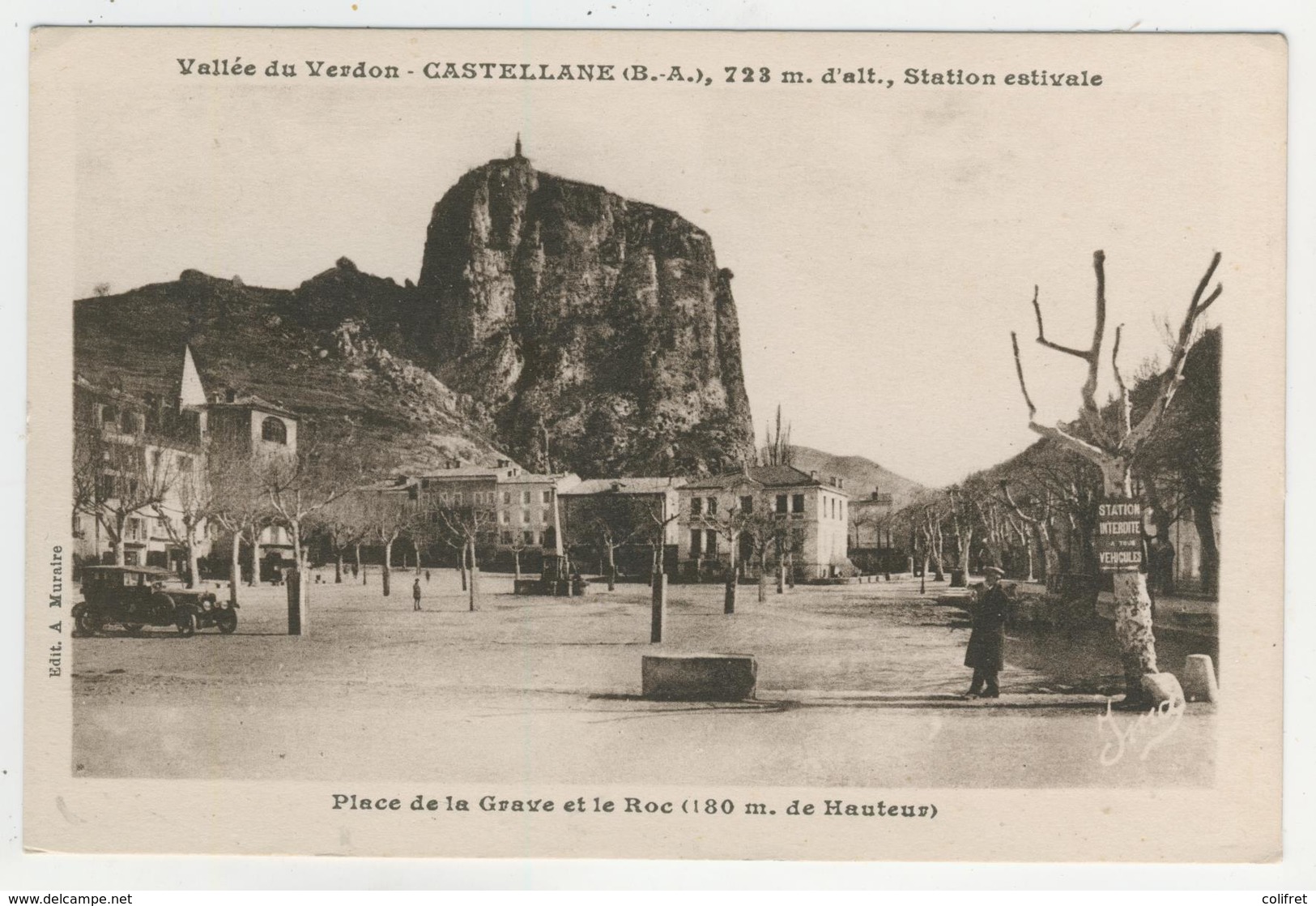 04 - Castellane -   Place De La Grave Et Le Roc - Castellane