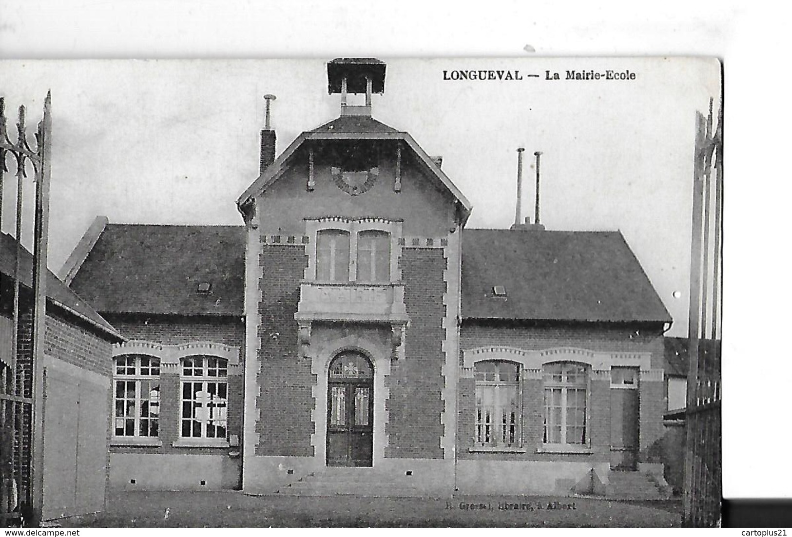 LOURGUEVAL  LA MAIRIE ECOLE   GROS PLAN      DEPT 80 - Altri & Non Classificati