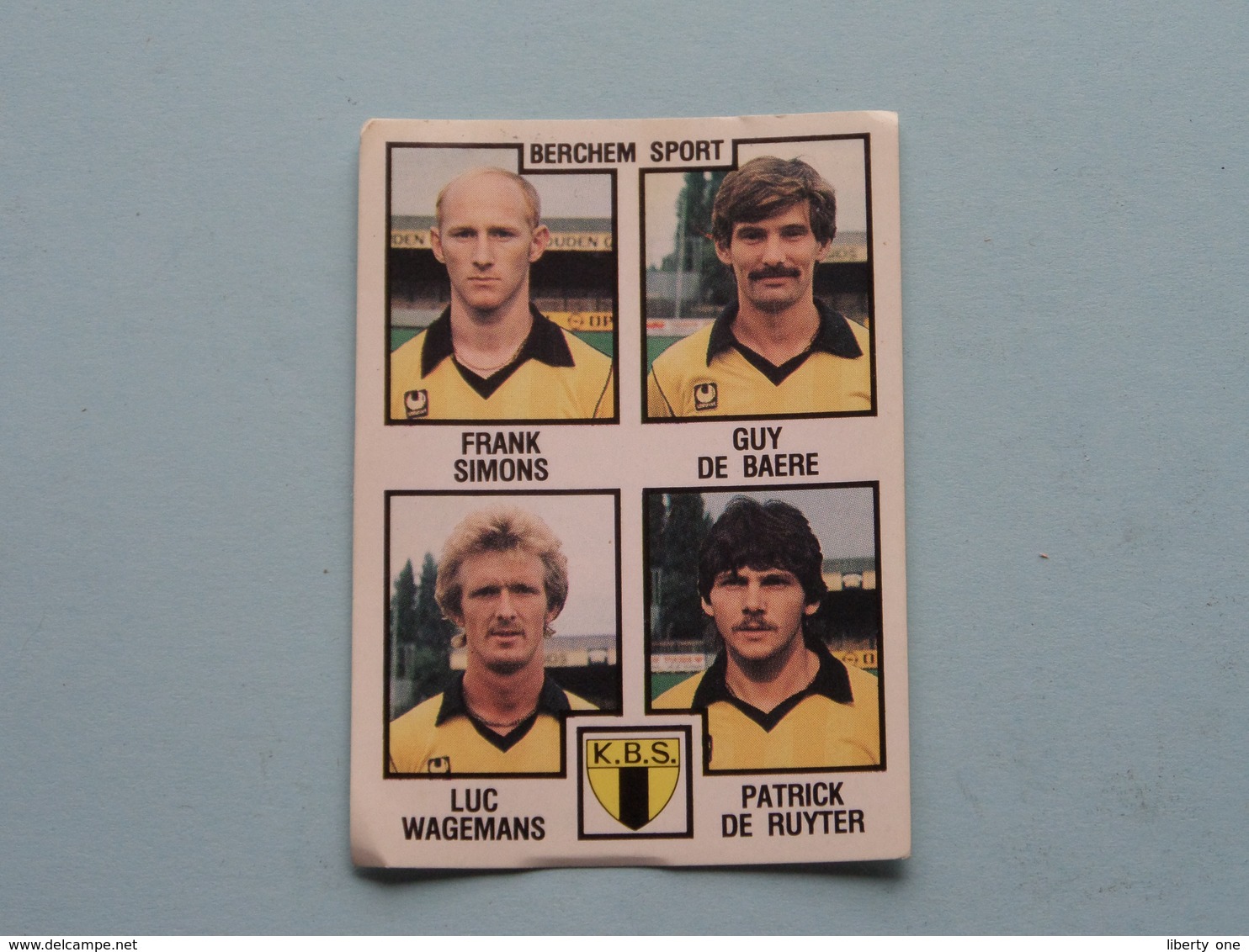 BERCHEM SPORT K.B.S. ( Simons / De Baere / Wagemans / De Ruyter ) > FOOTBALL 85 ( Nr. 351 ) - Figurine PANINI ! - Trading Cards