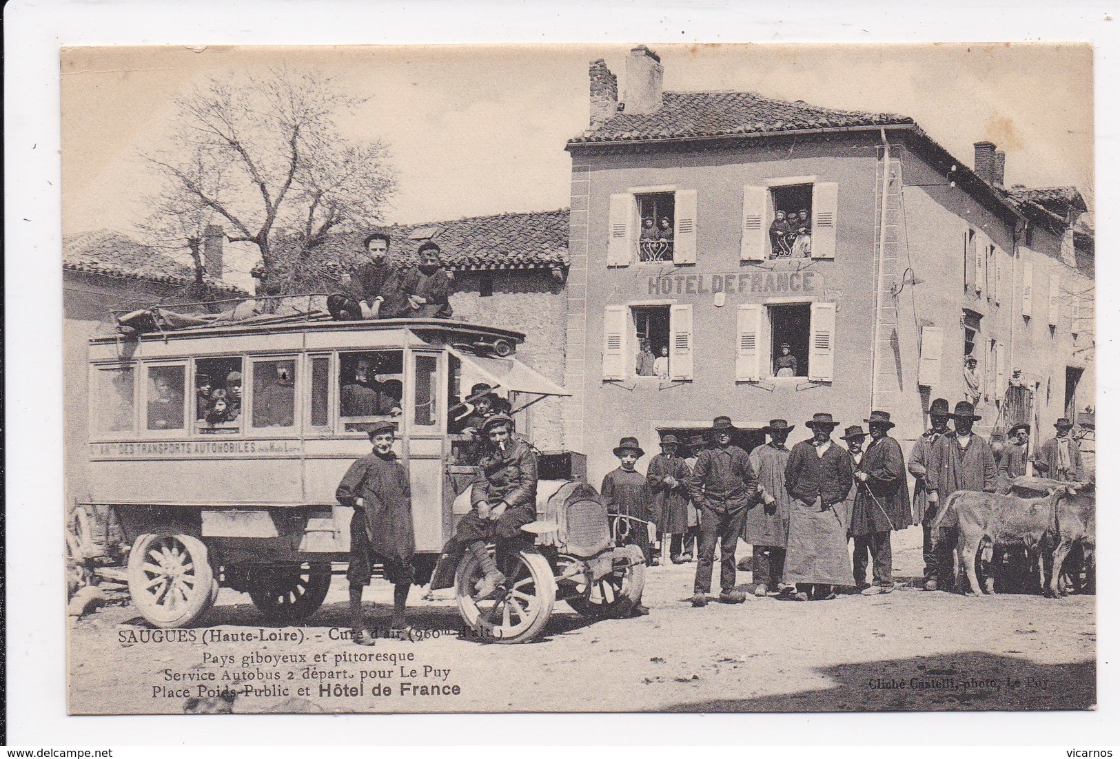 CP 43 SAUGUES Service Autobus Place Poids Public Et Hotel De France - Saugues