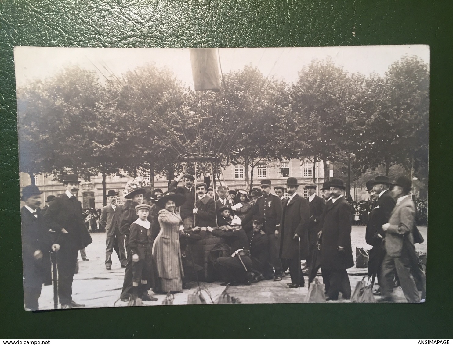 SEDAN-La Journée Du 14 Juillet 1910 Le Ballon - Sedan