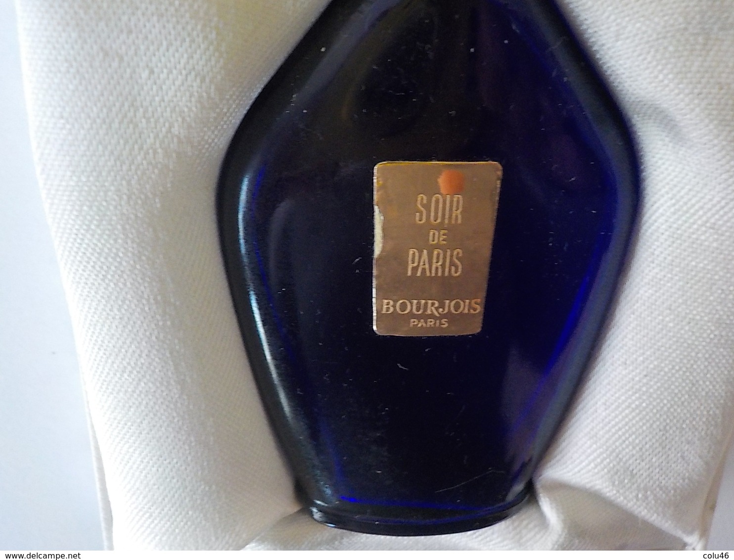 Miniature Parfum Bourjois Soir De Paris Dans Boîte Coffret Bien Décoré - Miniaturen (met Doos)