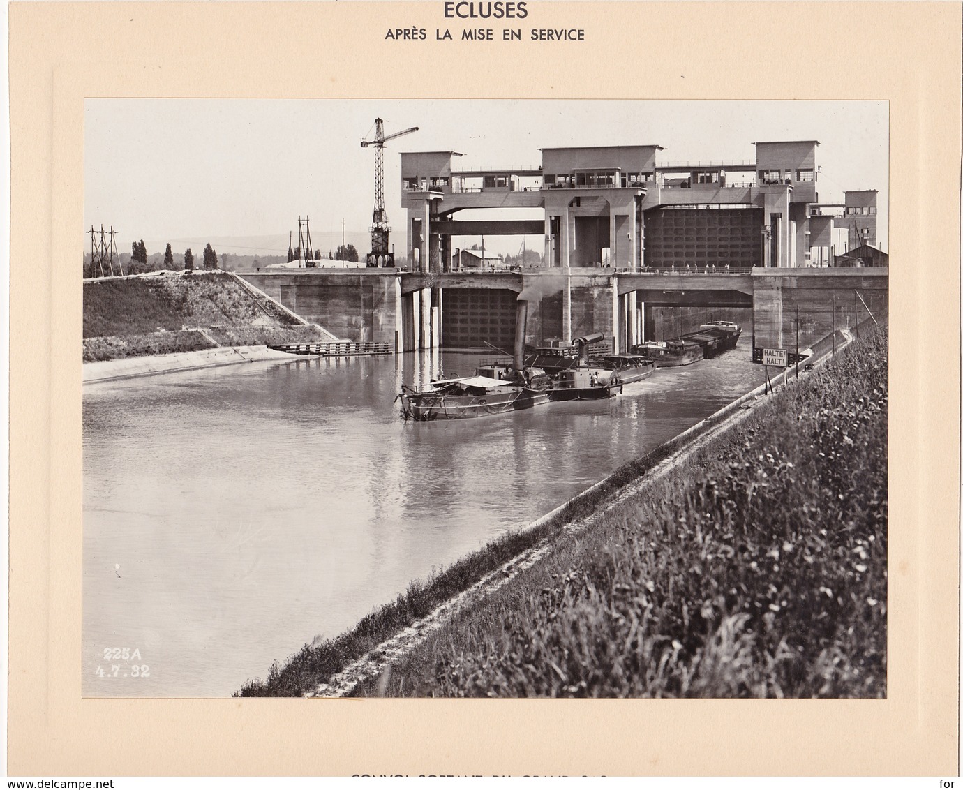 Haut-rhin : KEMBS : Construction Du Barrage Et écluse : écluses - Aprés Mise En Service - Convoi De Péniches : 1928-32 - Boats