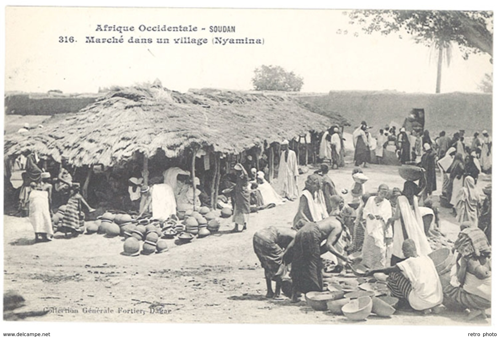 Cpa Afrique - Soudan - Marché Dans Un Village ( Nyamina ) - Soudan