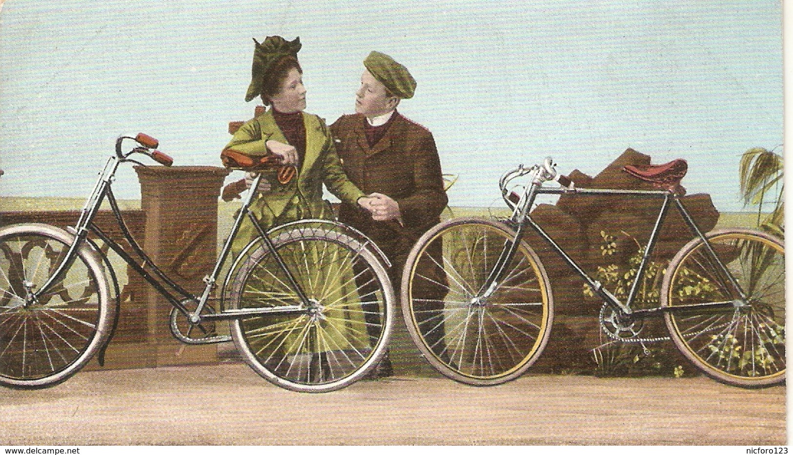 "Couple Cyclists Tking A Rest" Curious Vintage German Postcard - Couples