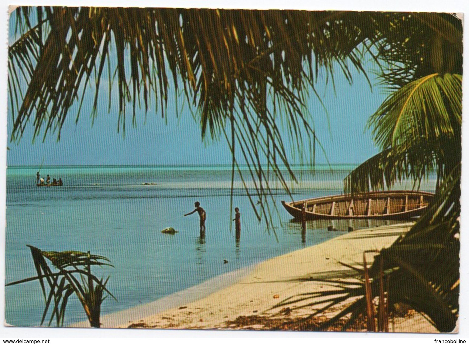 MALDIVES - HURA ISLAND (PHOTO F.BERNINI) / THEMATIC STAMPS-RACISM / FLORAL PAINTINGS - 1973 - Maldiven