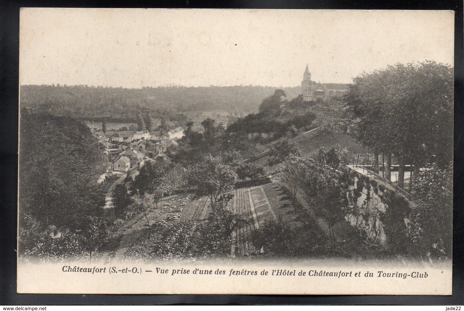 CHATEAUFORT 78 - Vue Prise D'une Des Fenêtres De L'hotel De Chateaufort Et Du Touring Club - #B780 - Otros & Sin Clasificación