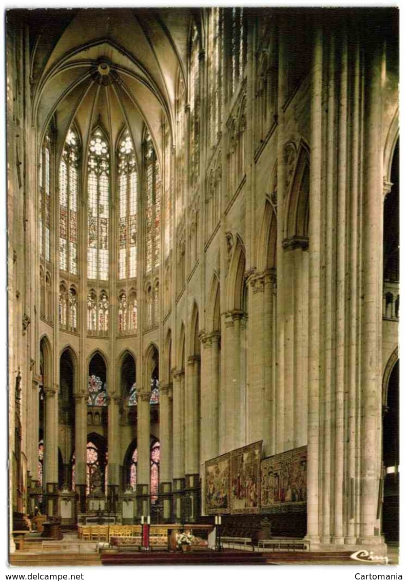 Beauvais - La Cathédrale Le Choeur Le Plus Haut Du Monde - Beauvais