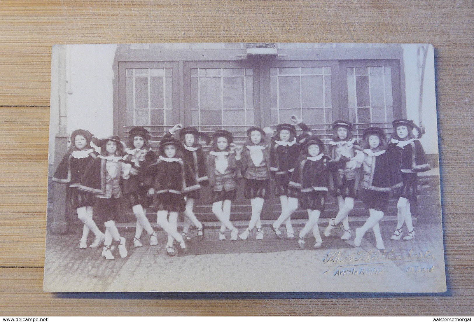 Sint Truiden  Cpa Pk  Fotokaart Danser School Fotograaf Blanckart - Anonyme Personen